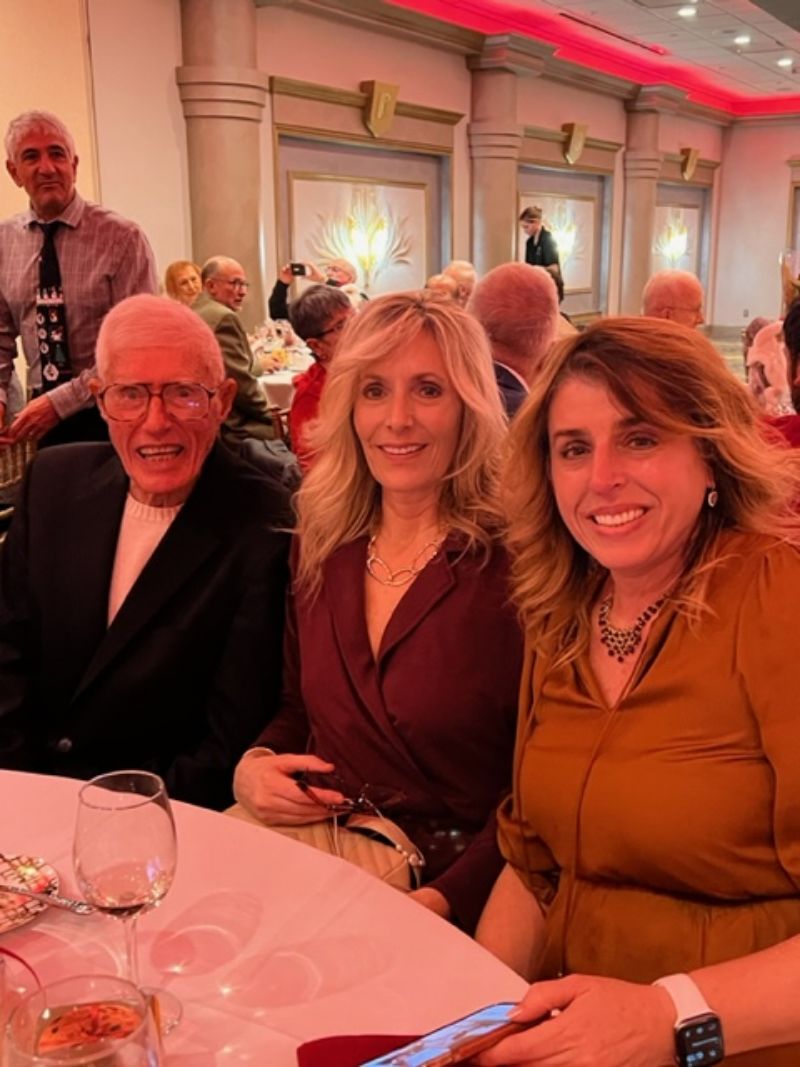 ./Gallery/2022 Christmas Party/IMG_2596.jpg